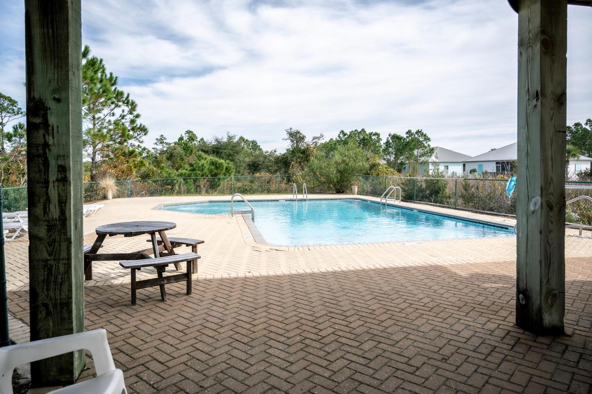 Cottage Beach House Steps From Beach 3 Bedroom 2 Bath ガルフ・ショアーズ エクステリア 写真